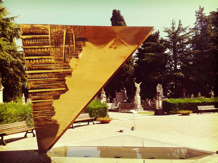 Rimini monument by Arnaldo Pomodoro